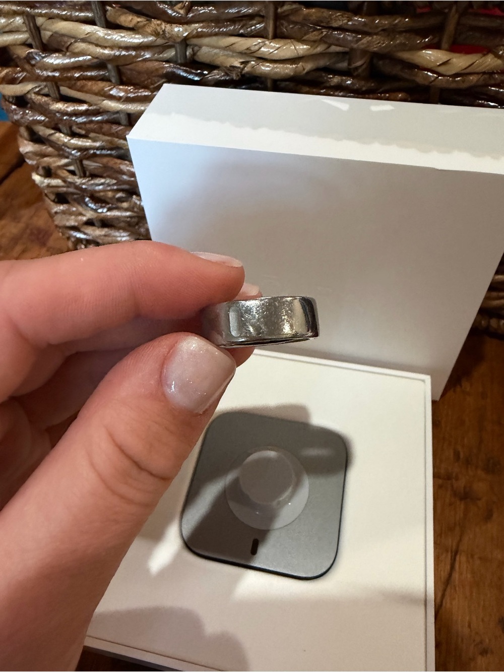 Silver Oura ring 4 size 8 - Picture 4 of 4